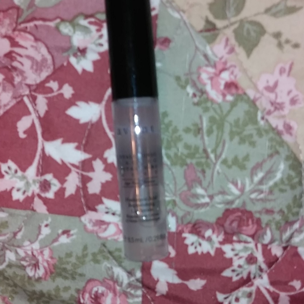 Lip serum